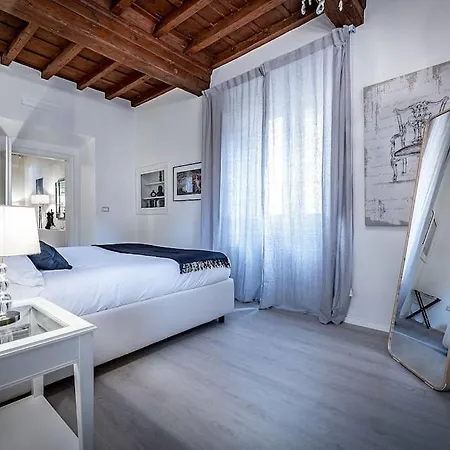 Apartment The Checkmate's House In Florence