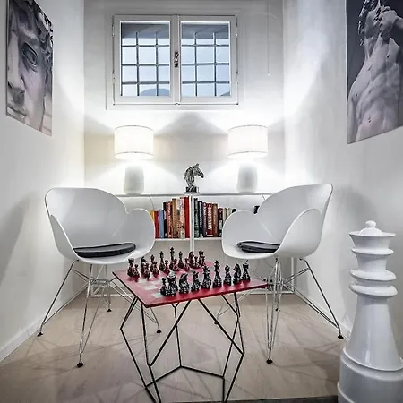 The Checkmate's House In Apartment *